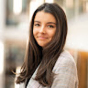 Meet your Posher, Ella